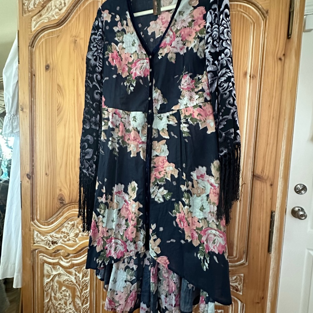 Arata dress